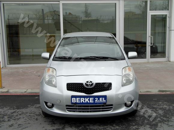 Toyota Yaris 1.3 E M
