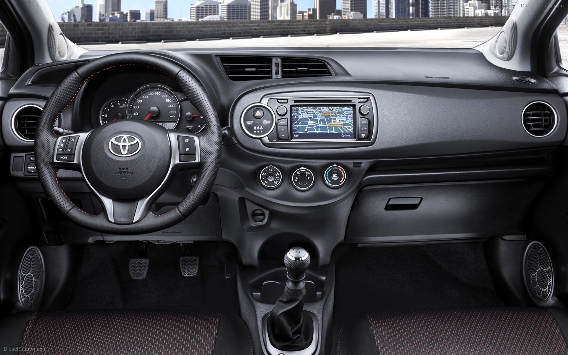 Toyota Yaris 13