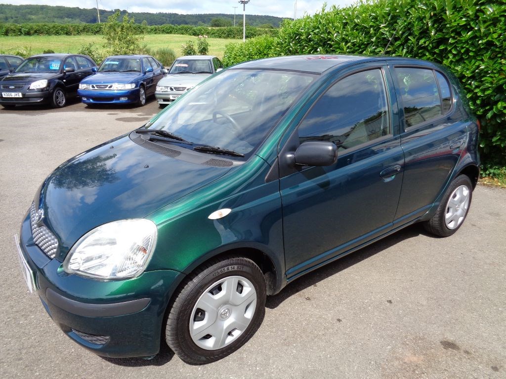 Toyota Yaris 1995