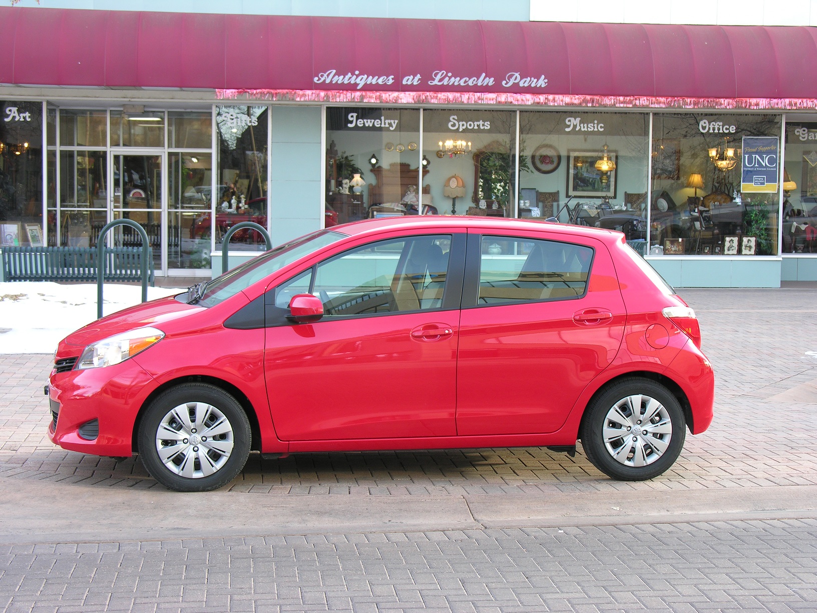 Toyota Yaris 5