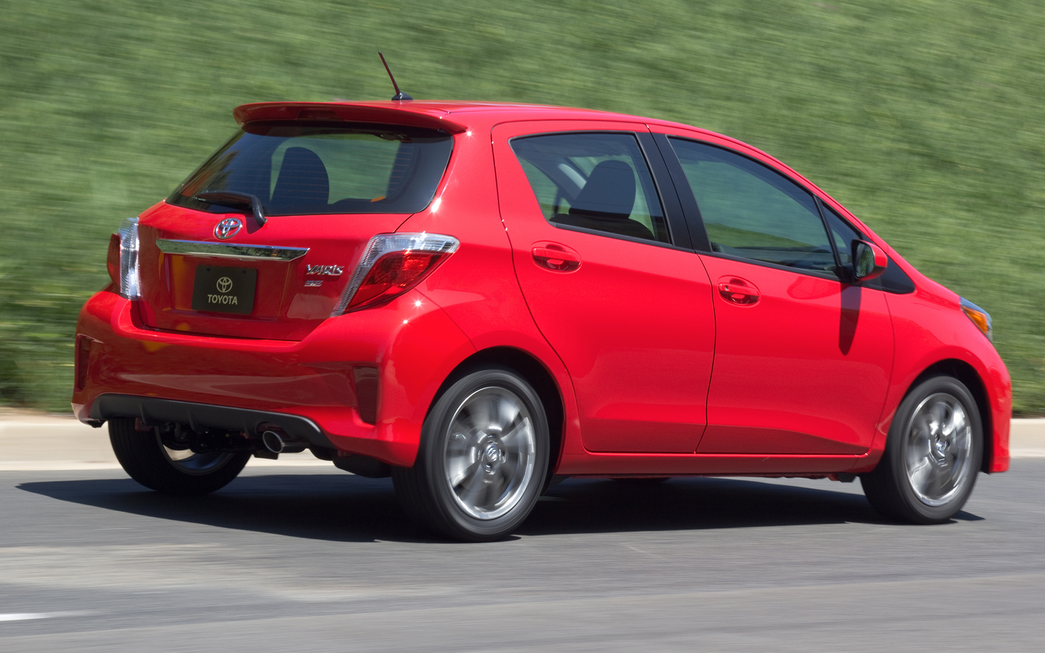 Toyota Yaris 5