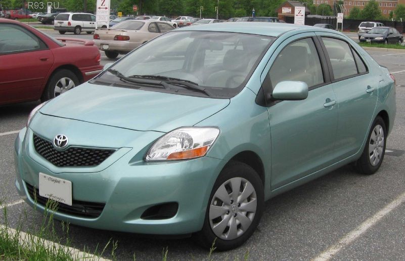 Toyota Yaris At