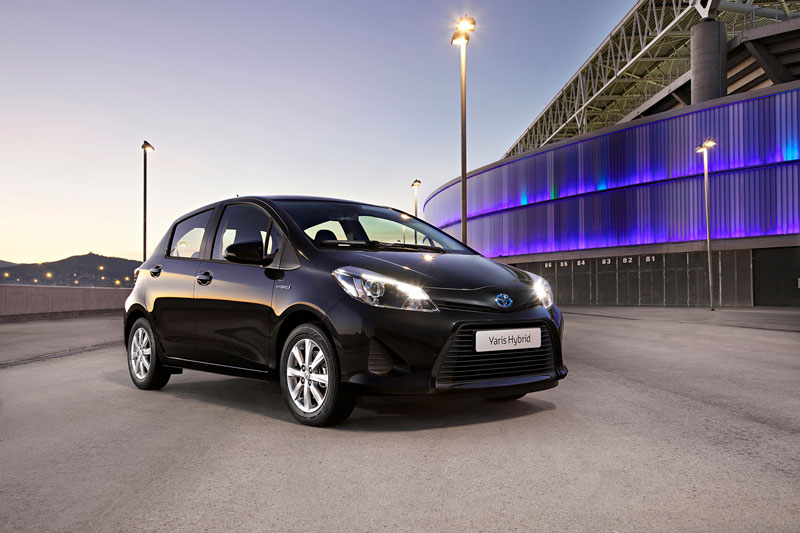 Toyota Yaris Black