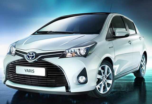 Toyota Yaris Hybrid 2015