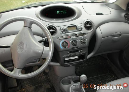 Toyota Yaris I