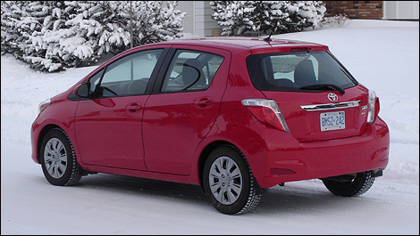 Toyota Yaris Le 2012