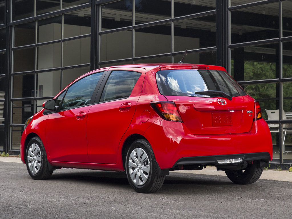 Toyota Yaris Le 2015