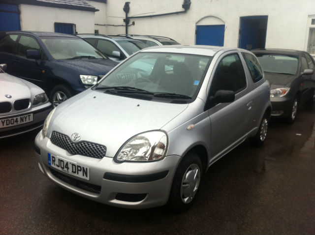 Toyota Yaris Mmt