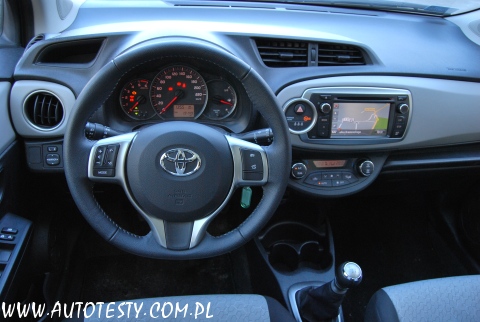 Toyota Yaris Prestige