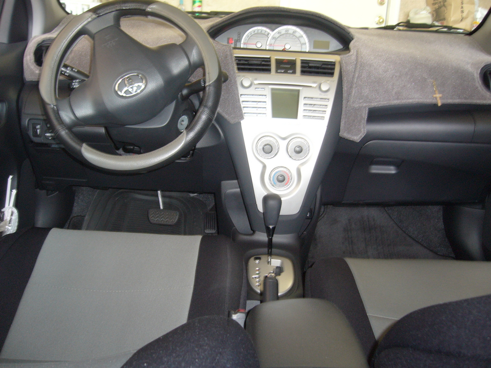 Toyota Yaris S