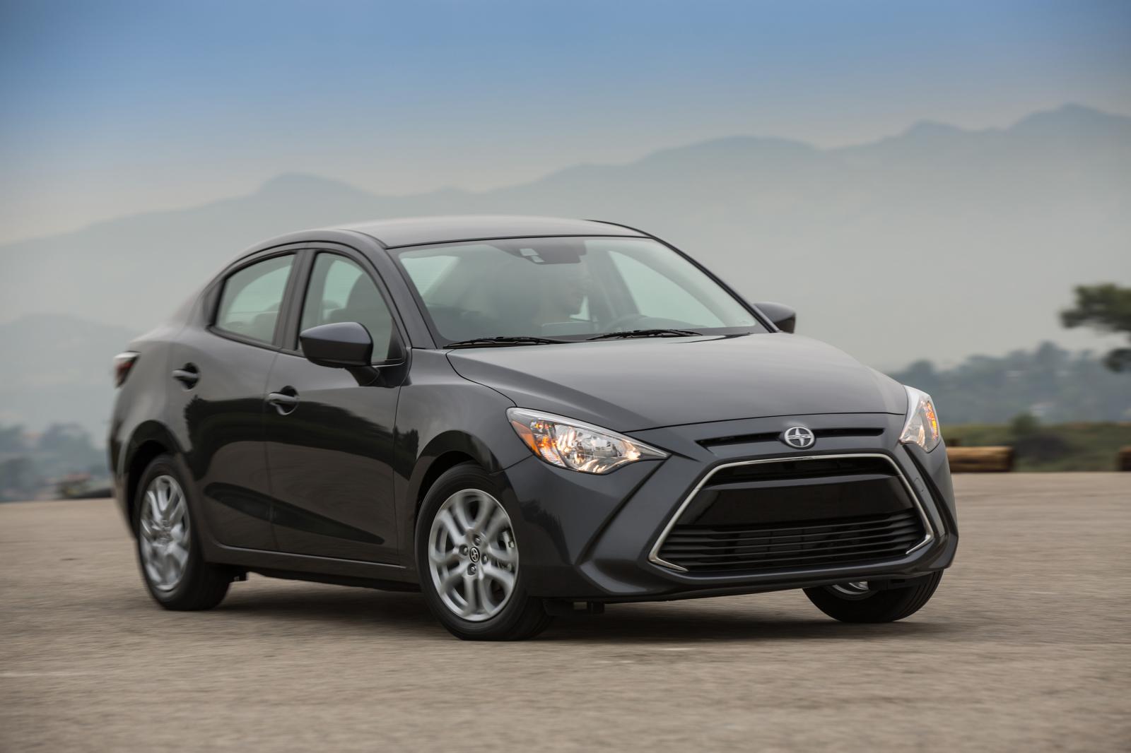Toyota Yaris Sedan 2016