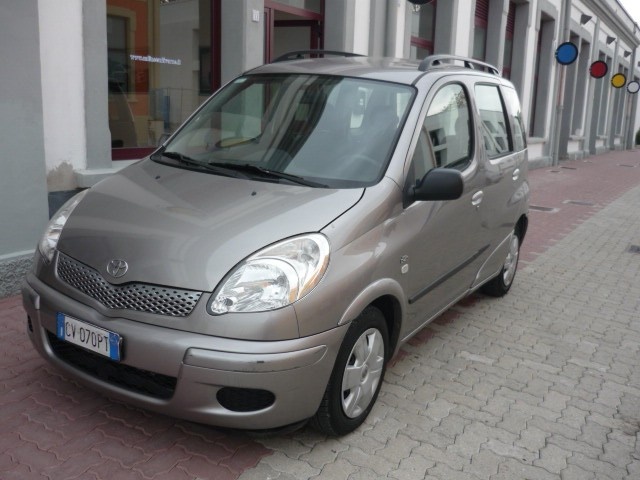Toyota Yaris Verso 1.4 D-4d