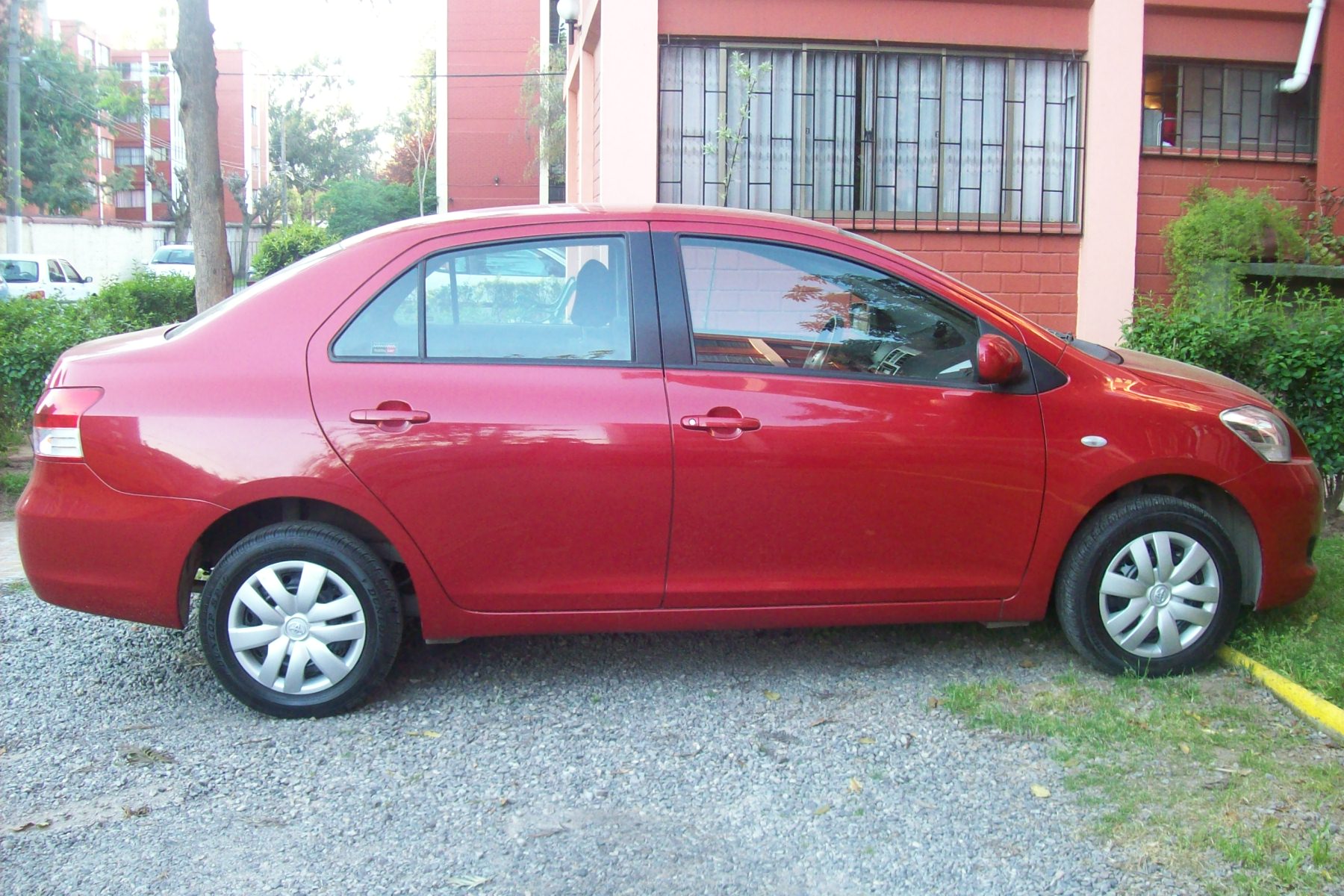 Toyota Yaris Xli