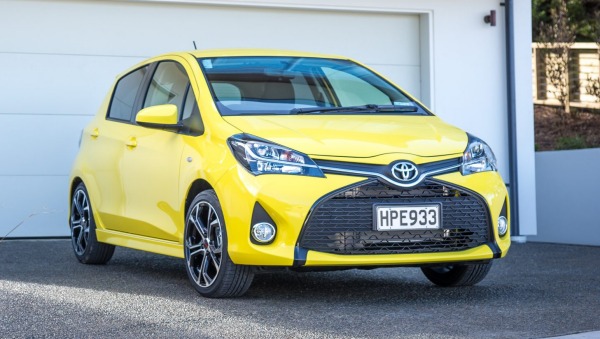 Toyota Yaris Yellow