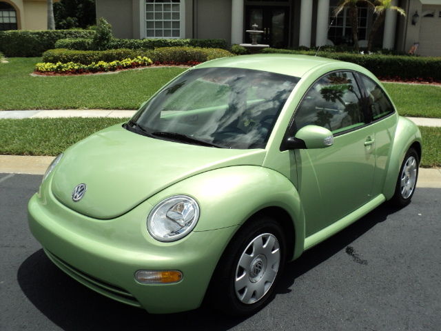 Volkswagen Beetle Green
