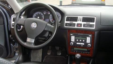 Volkswagen Bora 1.8 T Highline