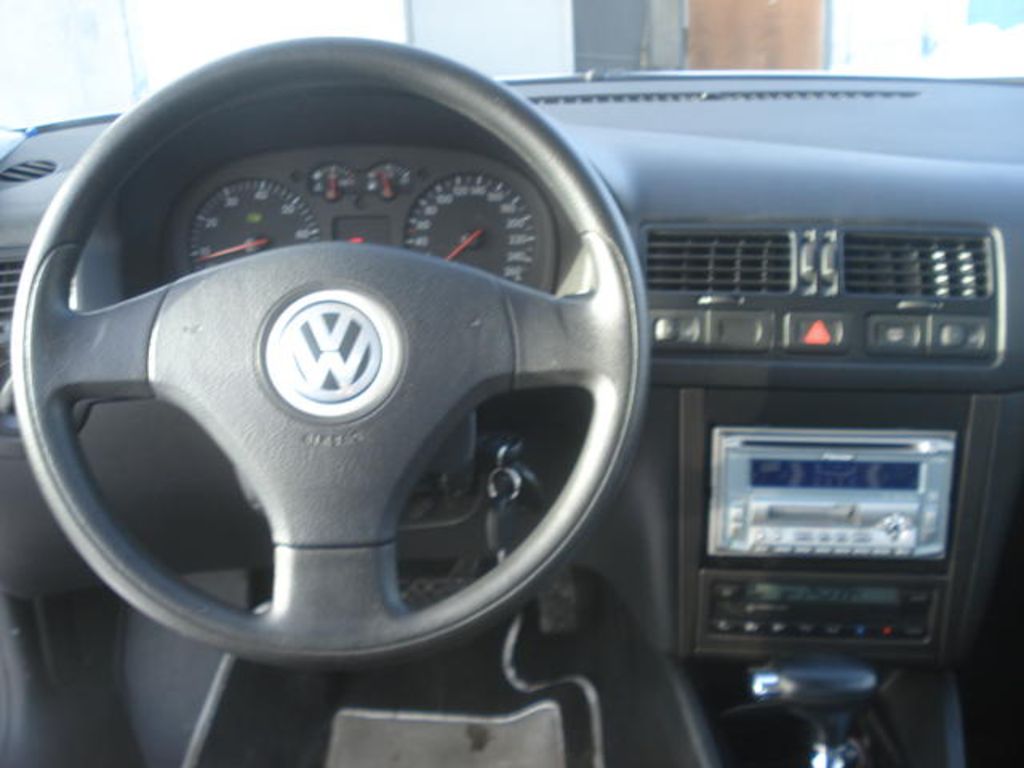 Volkswagen Bora 2003