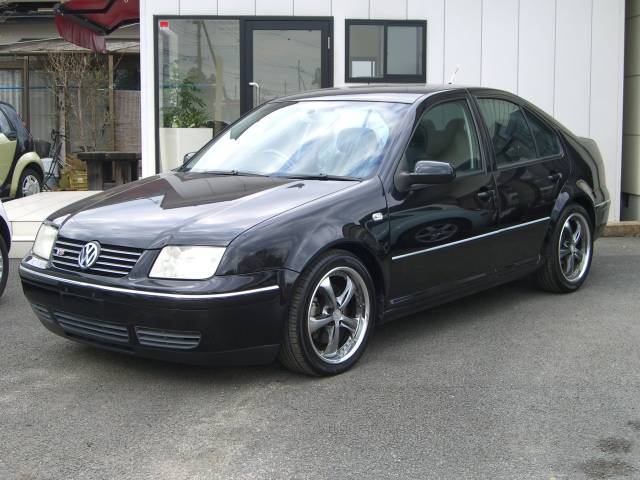 Volkswagen Bora Black