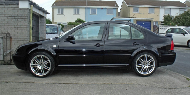 Volkswagen Bora Black