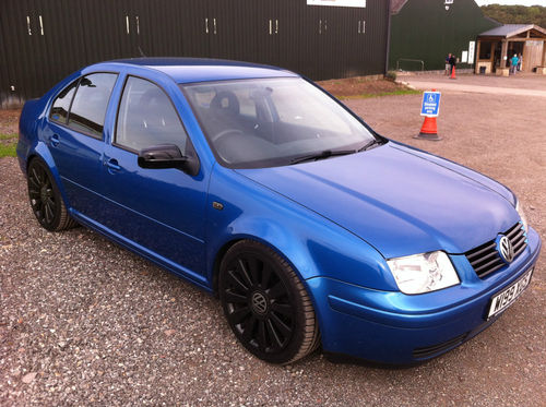 Volkswagen Bora Blue
