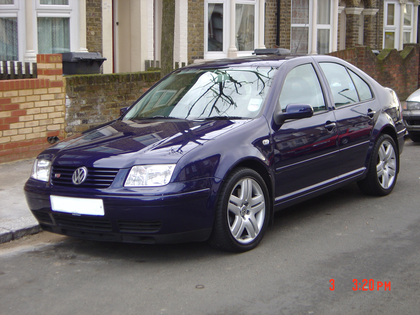 Volkswagen Bora Blue