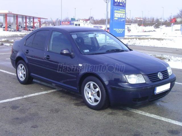 Volkswagen Bora Blue