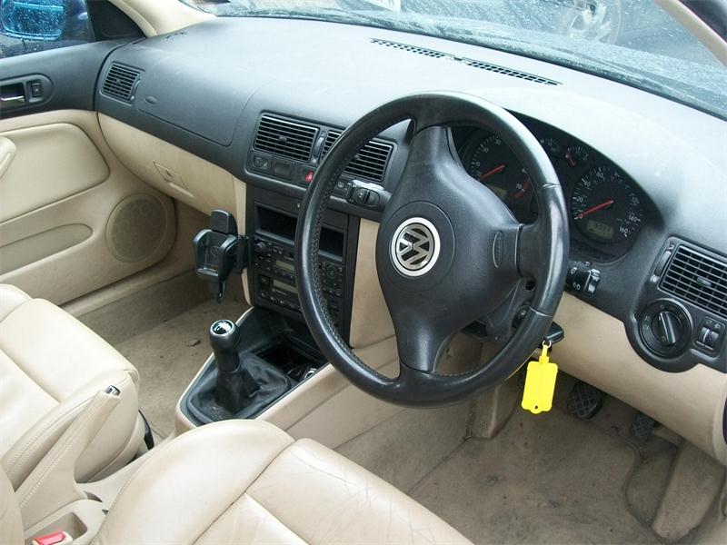 Volkswagen Bora V5