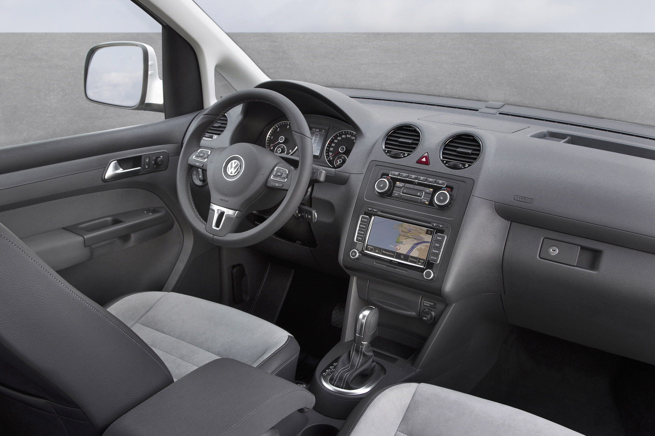 Volkswagen Caddy Black Edition
