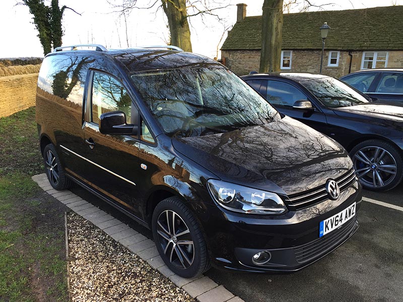 Volkswagen Caddy Black Edition