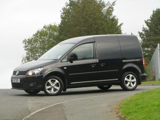 Volkswagen Caddy Black
