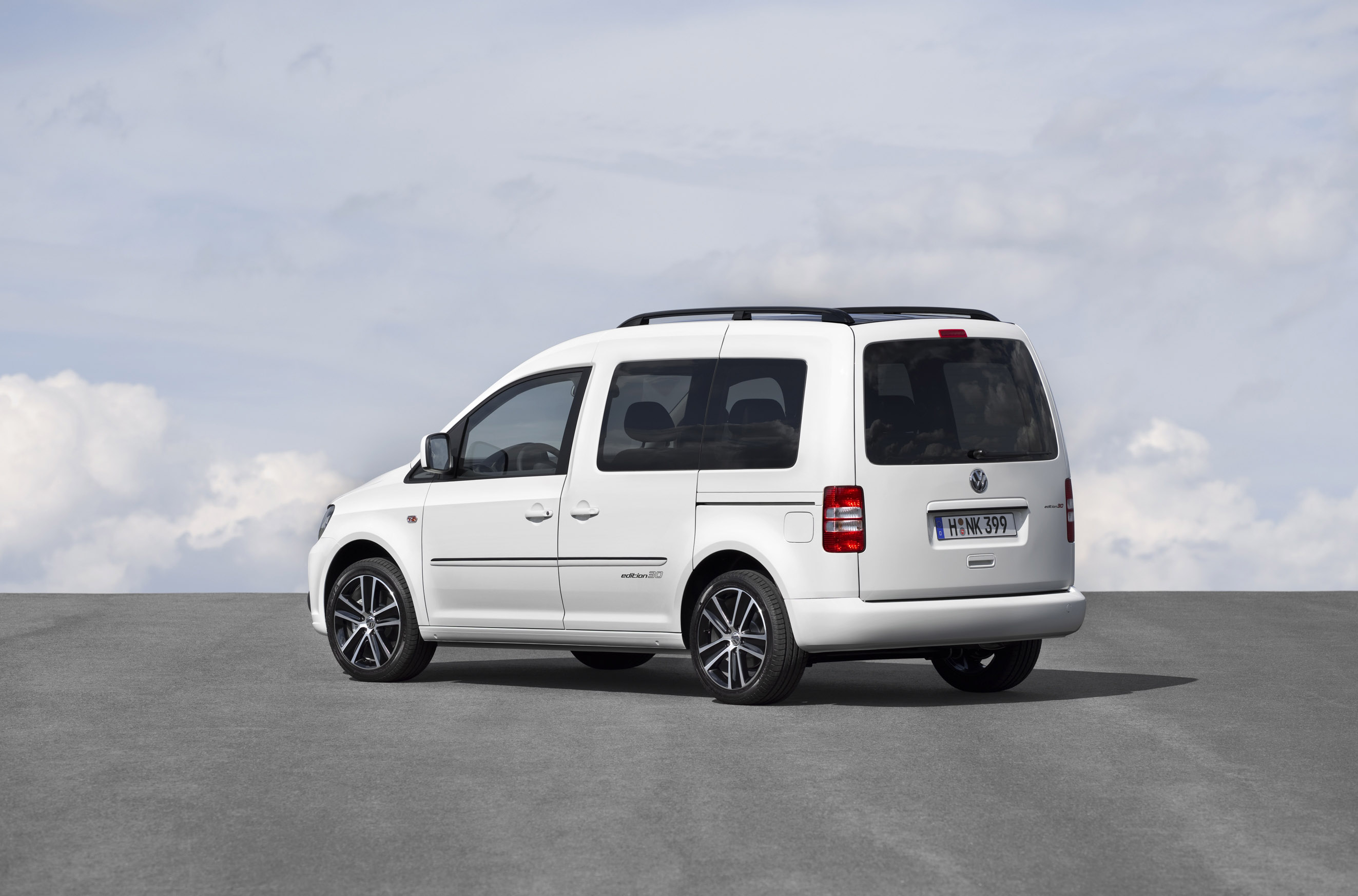 Volkswagen Caddy White