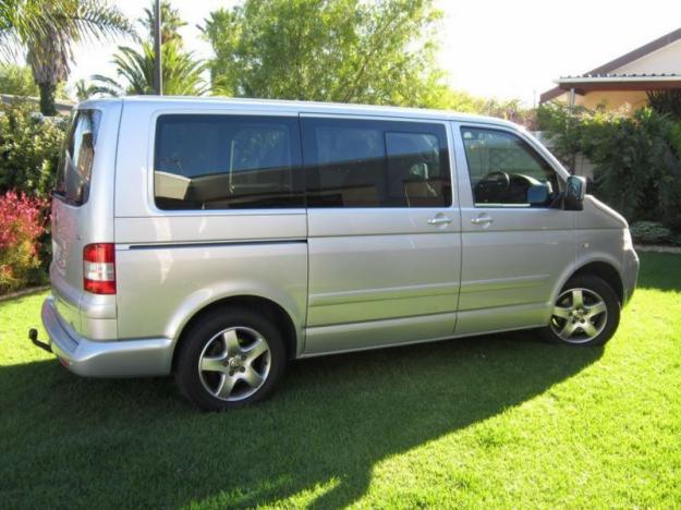 Volkswagen Caravelle 2.5 Tdi