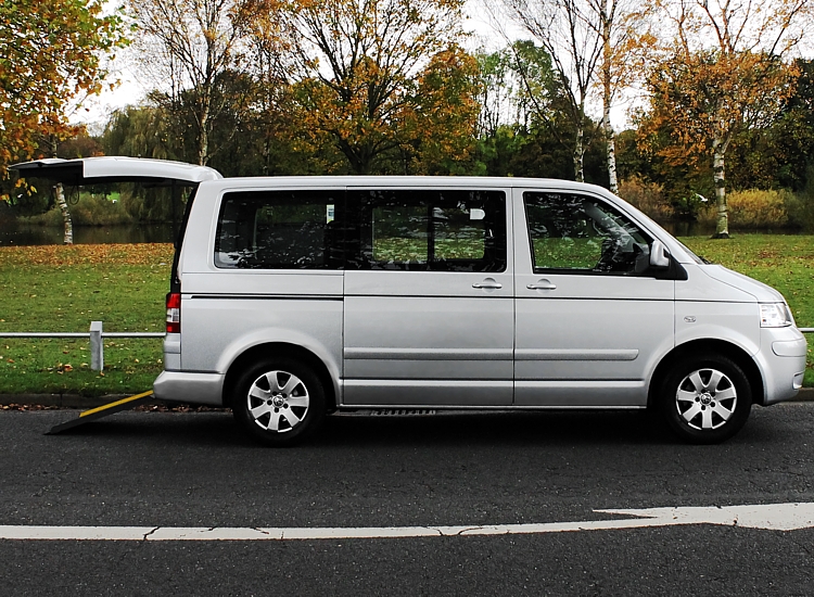 Volkswagen Caravelle 2.5 Tdi Volkswagen Caravelle 2.5 Tdi