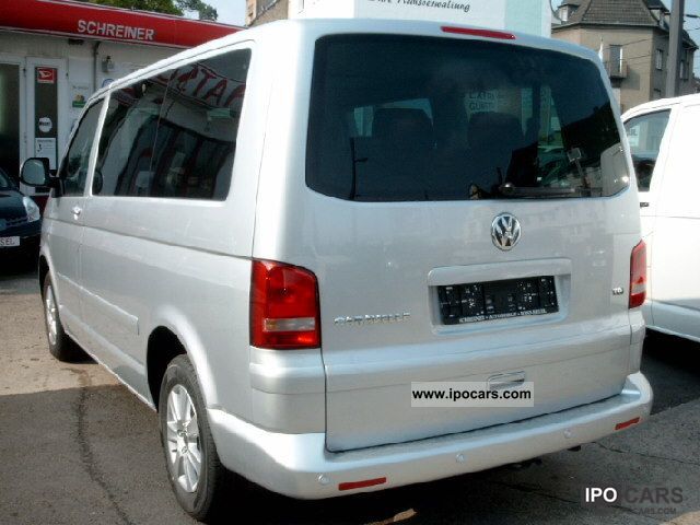 Volkswagen Caravelle 2012