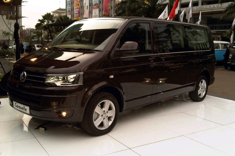 Volkswagen Caravelle 2012