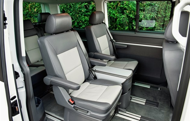 Volkswagen Caravelle 2014
