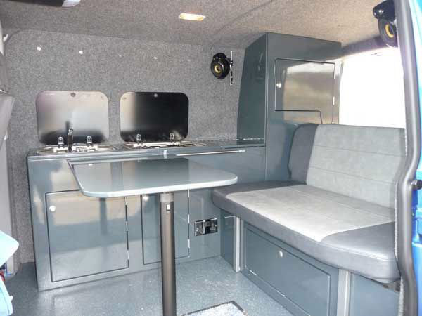 Volkswagen Caravelle Camper