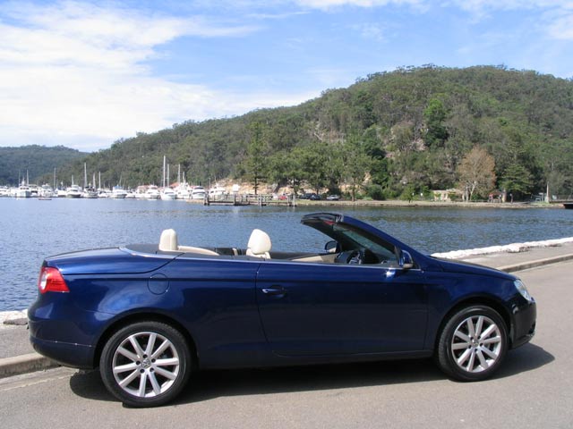 Volkswagen Eos Blue