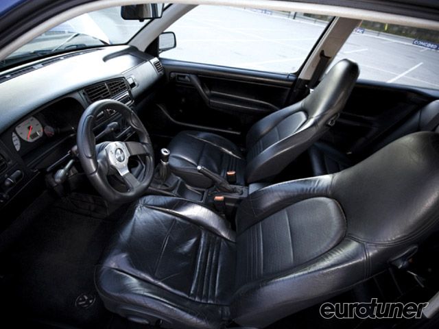 Volkswagen Golf 1.8 Gl