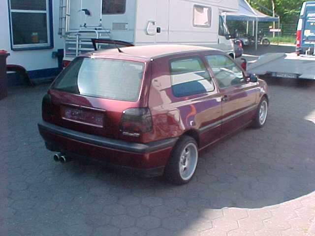 Volkswagen Golf 1.8 Gl