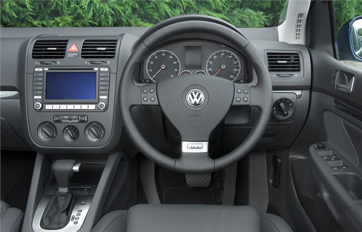 Volkswagen Golf 16 Fsi