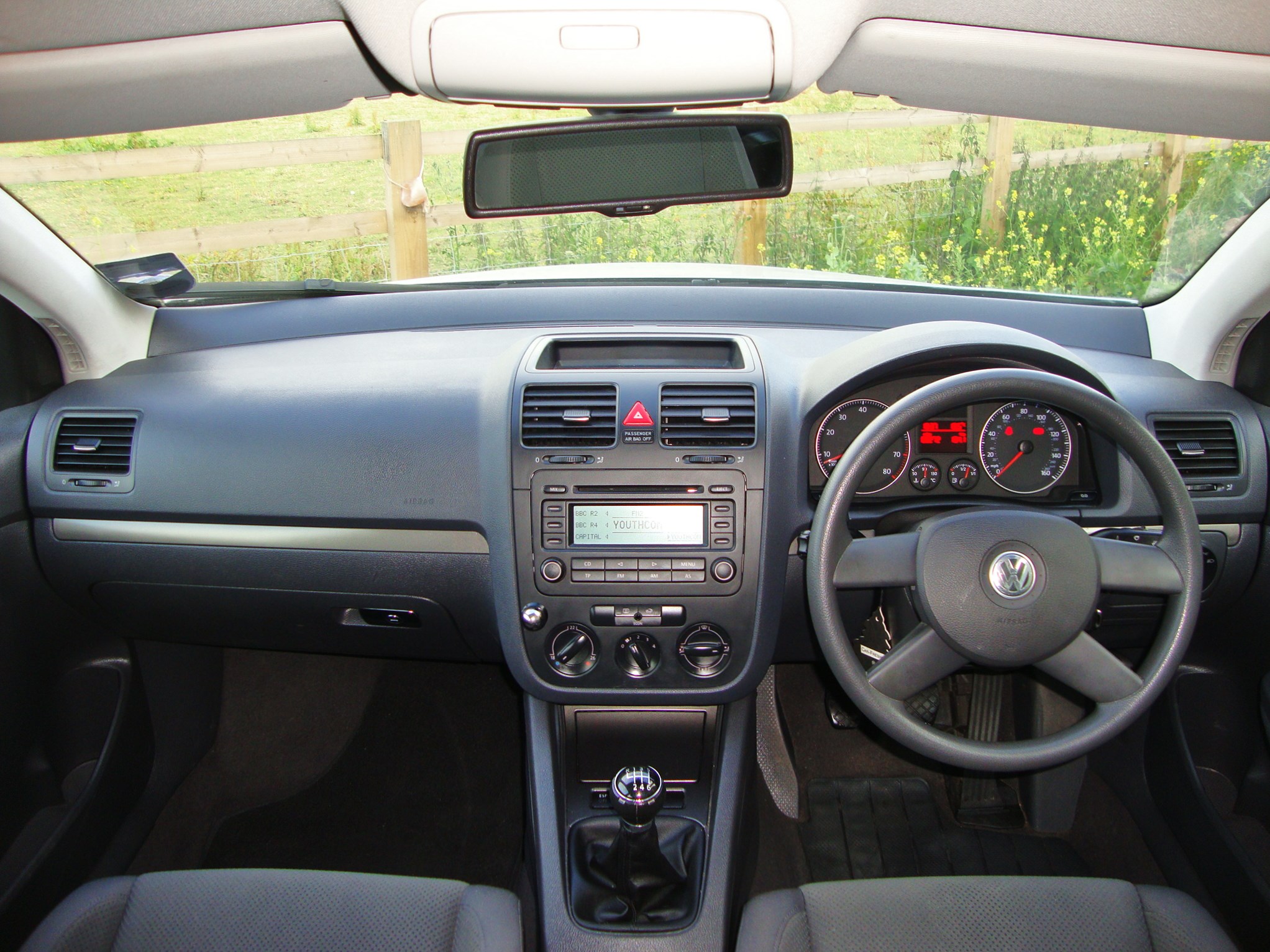 Volkswagen Golf 16 Fsi