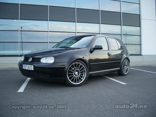 Volkswagen Golf 2.3 V5