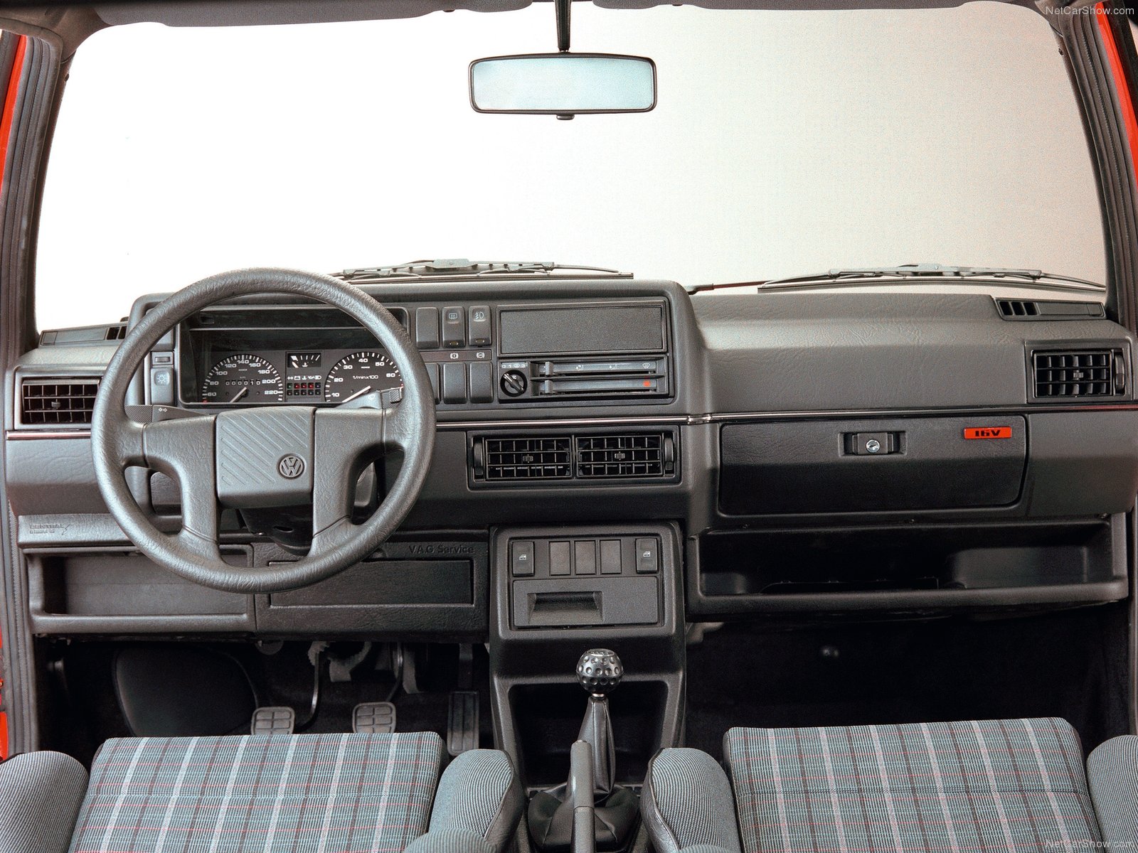 Volkswagen Golf 2