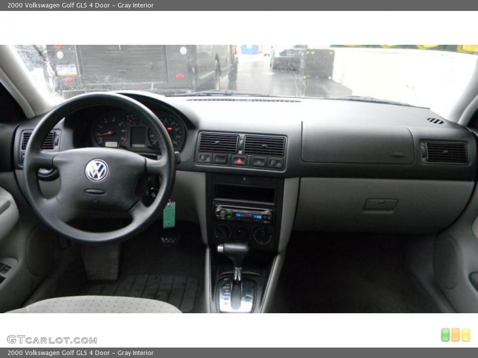 Volkswagen Golf 2000