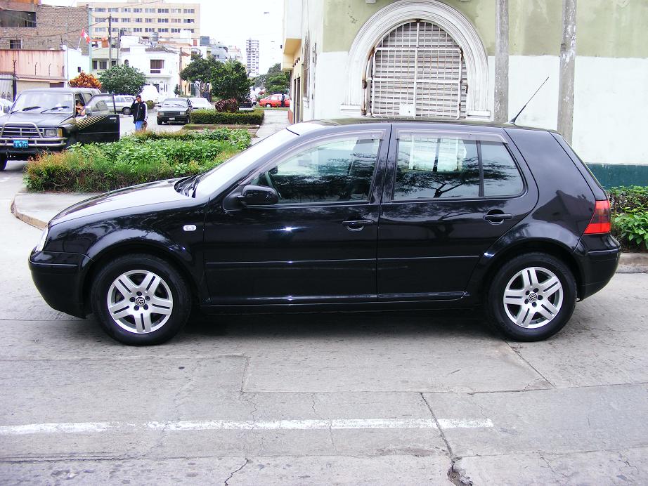 Volkswagen Golf 2004
