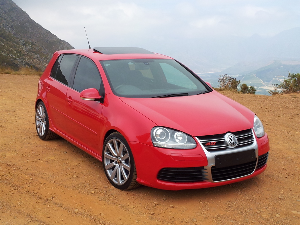 Volkswagen Golf 5 R32