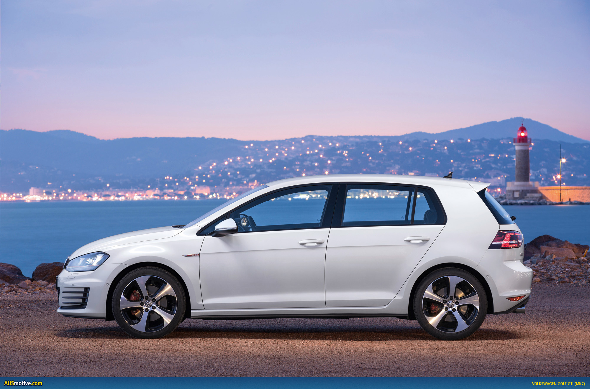Volkswagen Golf 7 White