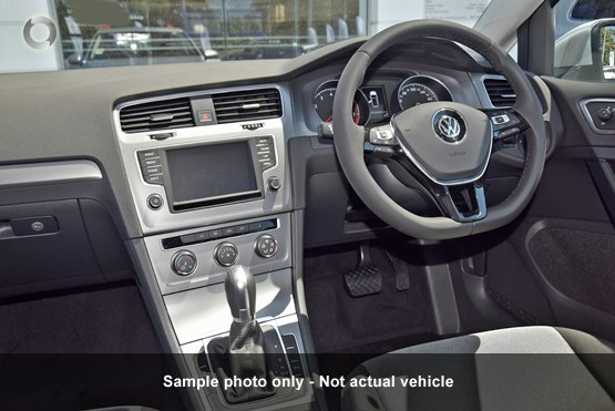 Volkswagen Golf 92tsi