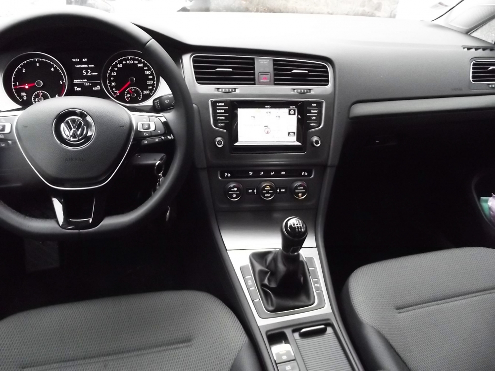 Volkswagen Golf Confortline